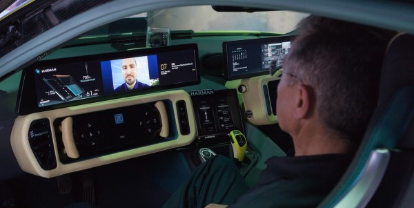 智能手機的下個戰(zhàn)場:三星要比蘋果先走一步了 智能手機的下個戰(zhàn)場:三星要比蘋果先走一步了