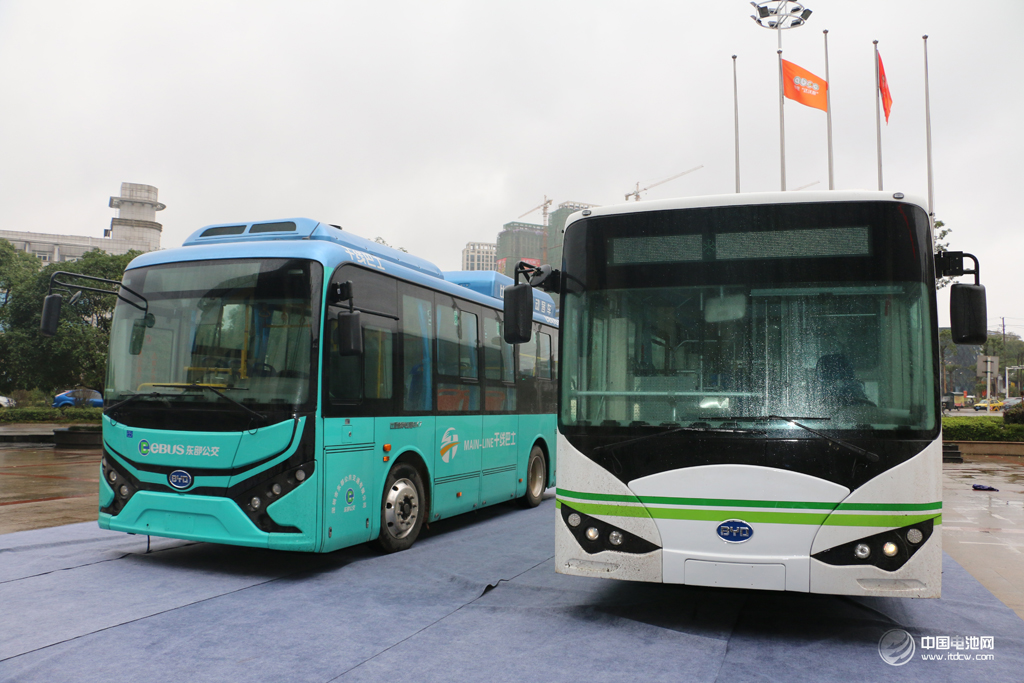 第4屆鋰電“達沃斯”論壇比亞迪接送嘉賓用車