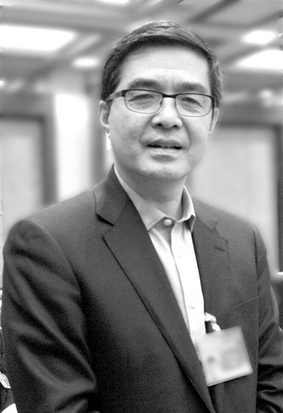 歐陽明高:為新能源汽車動力電池更安全耐久保駕護(hù)航 歐陽明高:為新能源汽車動力電池更安全耐久保駕護(hù)航