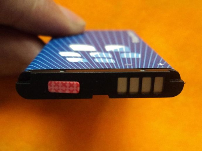 智能手機發展遇瓶頸 電池為何成手機廠商噩夢? 智能手機發展遇瓶頸 電池為何成手機廠商噩夢?