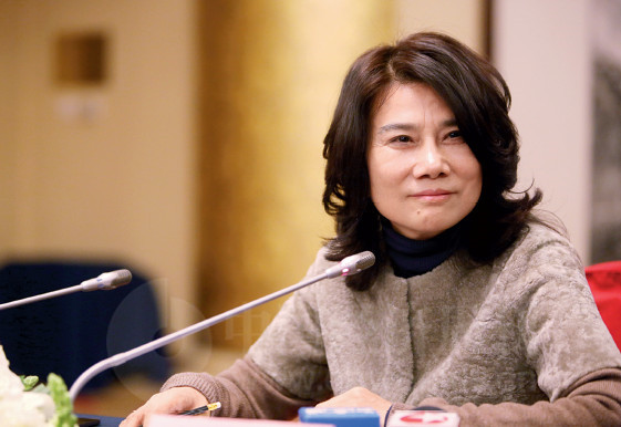 董明珠-《 中國(guó)經(jīng)濟(jì)周刊》視覺中心 首席攝影記者 肖翊I 攝 董明珠-《 中國(guó)經(jīng)濟(jì)周刊》視覺中心 首席攝影記者 肖翊I 攝