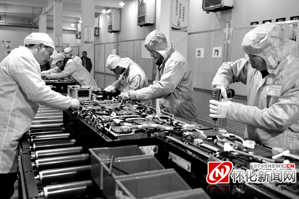 投資5億元 順達(dá)新能源動(dòng)力電池項(xiàng)目PACK自動(dòng)化生產(chǎn)線試生產(chǎn) 投資5億元 順達(dá)新能源動(dòng)力電池項(xiàng)目PACK自動(dòng)化生產(chǎn)線試生產(chǎn)