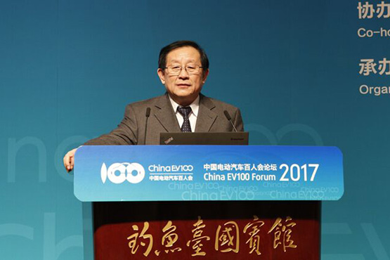 全國政協副主席、科技部部長萬鋼