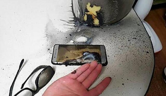韓國擬出新規(guī):智能手機廠商需及時報告電池爆燃事件 韓國擬出新規(guī):智能手機廠商需及時報告電池爆燃事件