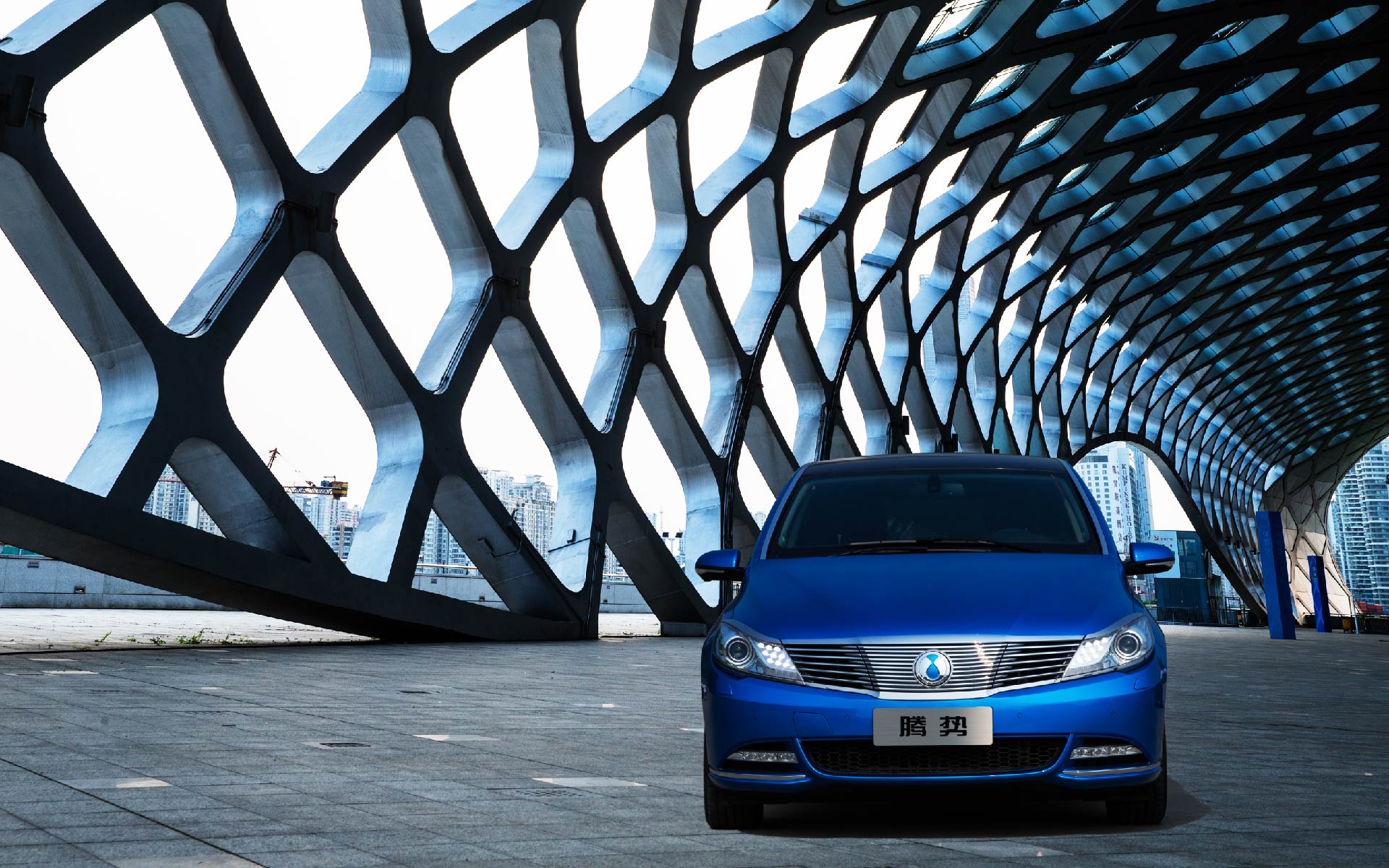 比亞迪騰勢 比亞迪騰勢