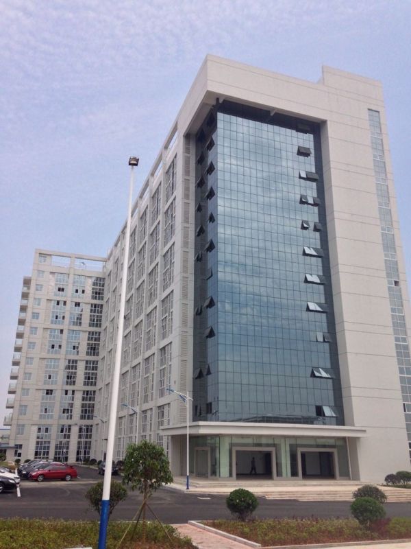 從原材料到零部件再到總裝 湖南株洲動(dòng)力電池打造全產(chǎn)業(yè)鏈條 從原材料到零部件再到總裝 湖南株洲動(dòng)力電池打造全產(chǎn)業(yè)鏈條