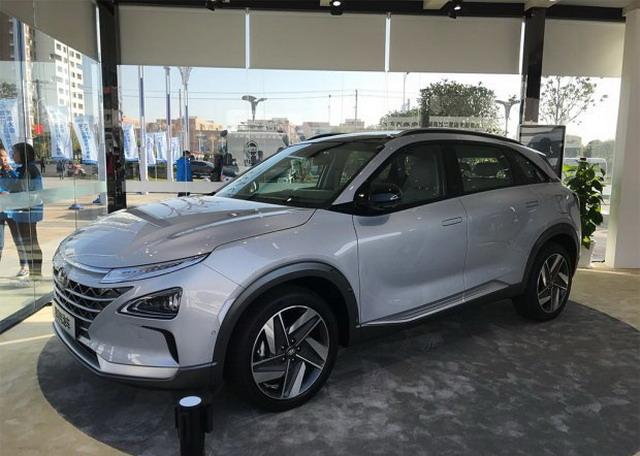 續航可達800km 現代新氫燃料電池車首發 續航可達800km 現代新氫燃料電池車首發