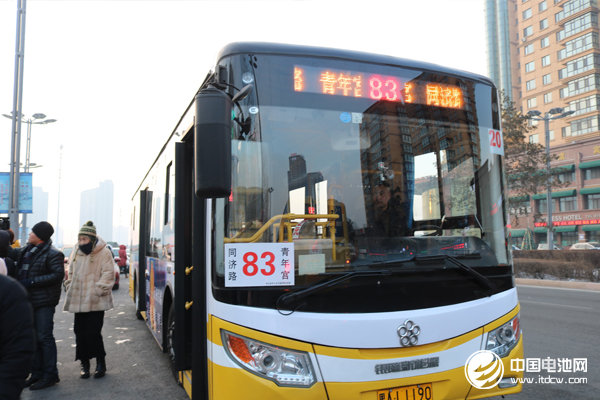 哈爾濱83路公交車 哈爾濱83路公交車