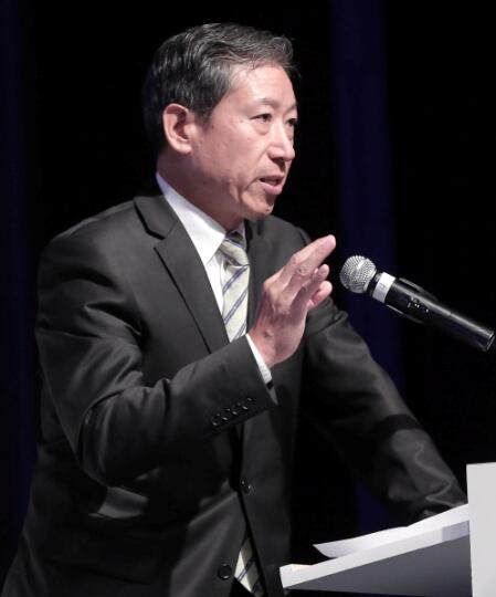 深圳市雄韜電源科技股份有限公司總裁張華農(nóng) 深圳市雄韜電源科技股份有限公司總裁張華農(nóng)