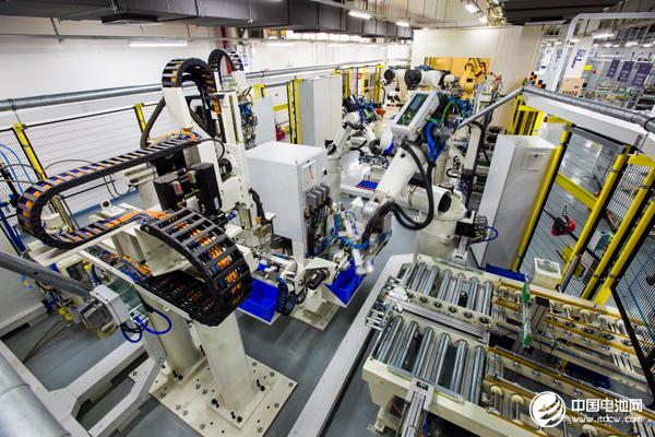 于微米間見功夫 看寧德時代如何鑄就“大國重器”