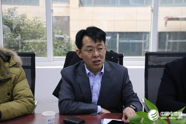 鋰電“達沃斯”論壇/電池百人會秘書長、中國電池網(wǎng)創(chuàng)始人/董事長于清教 鋰電“達沃斯”論壇/電池百人會秘書長、中國電池網(wǎng)創(chuàng)始人/董事長于清教