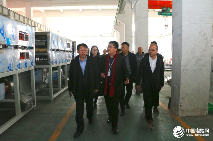 中國鋰電新能源產業鏈調研團一行參觀大族展宇 中國鋰電新能源產業鏈調研團一行參觀大族展宇