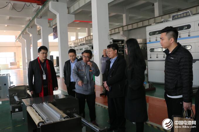 中國鋰電新能源產業鏈調研團一行參觀大族展宇 中國鋰電新能源產業鏈調研團一行參觀大族展宇