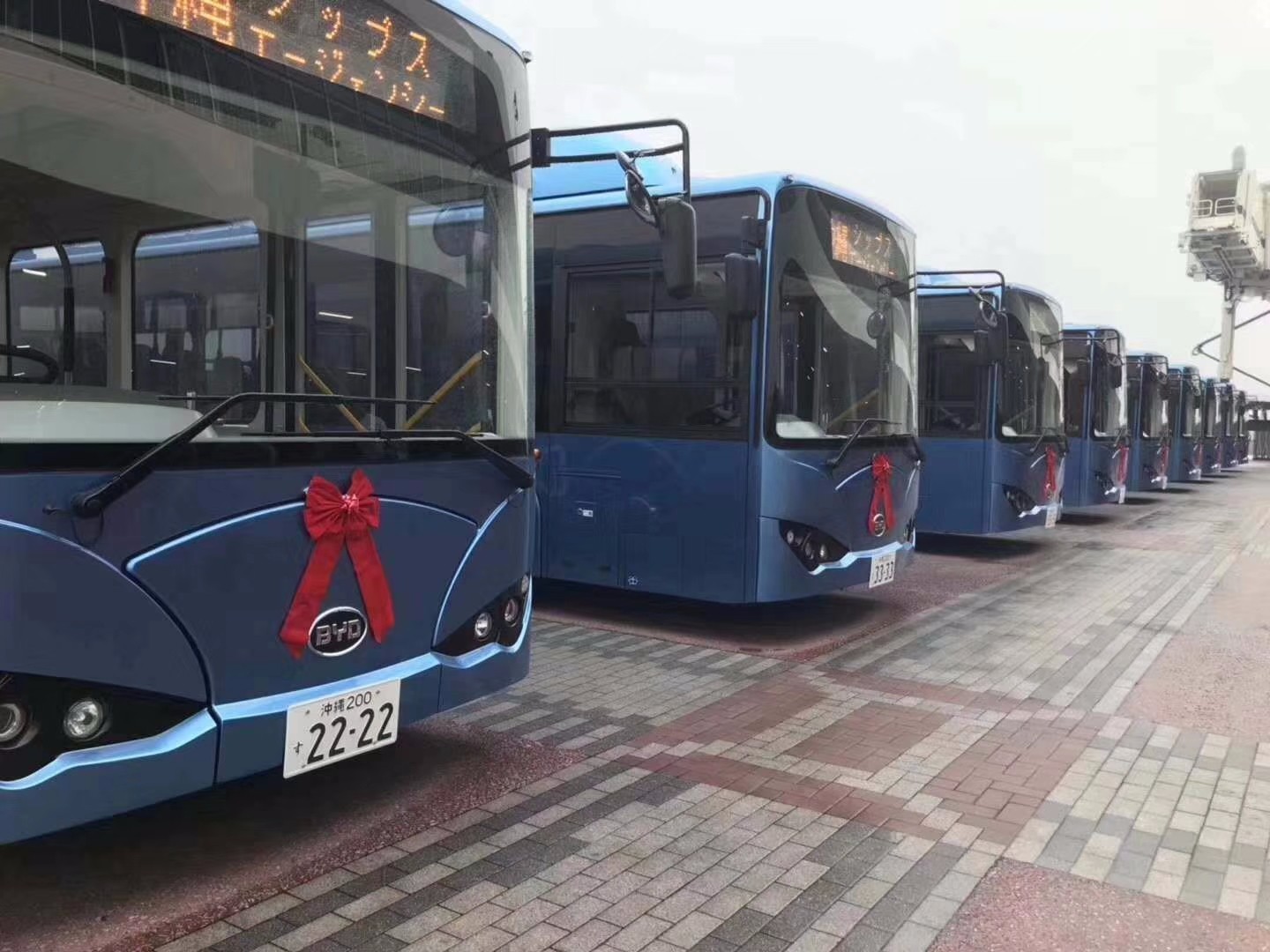 比亞迪電動大巴 比亞迪電動大巴