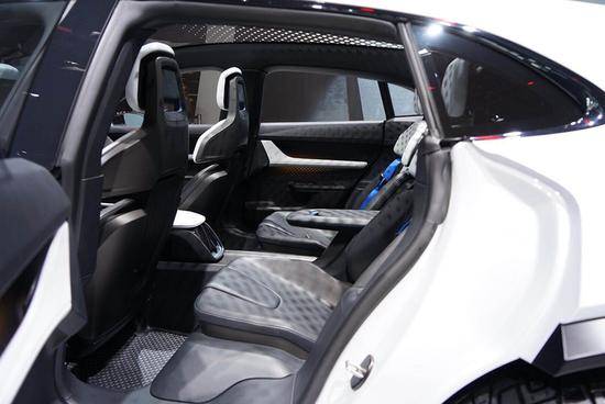 明年9月量產(chǎn) 保時(shí)捷推全新純電動(dòng)車