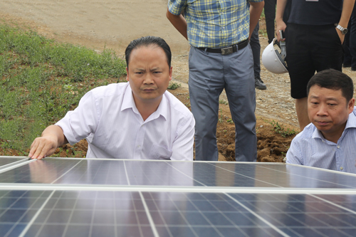 通威集團劉漢元:消除“生態(tài)貧困” 光伏產(chǎn)業(yè)要給力 通威集團劉漢元:消除“生態(tài)貧困” 光伏產(chǎn)業(yè)要給力