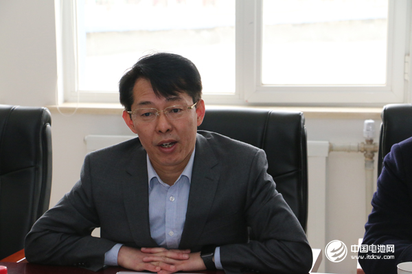 鋰電“達沃斯”論壇/電池百人會秘書長、中國電池網創始人/董事長于清教 鋰電“達沃斯”論壇/電池百人會秘書長、中國電池網創始人/董事長于清教