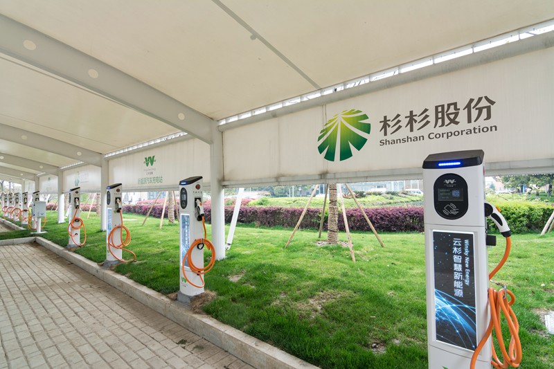 杉杉股份2017年凈利同比增171% 正極材料是營收關鍵 杉杉股份2017年凈利同比增171% 正極材料是營收關鍵