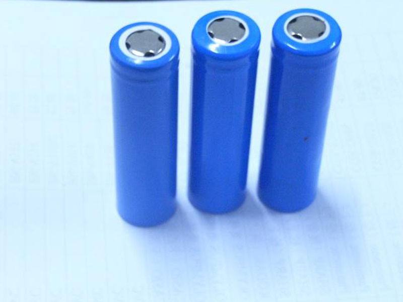 半年報預喜逾七成 鋰電池產業鏈相關公司業績增長強勁 半年報預喜逾七成 鋰電池產業鏈相關公司業績增長強勁