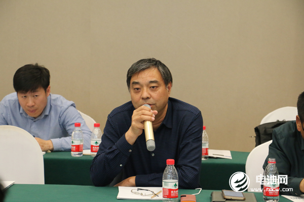 河南華瑞高新材料有限公司董事長(zhǎng)呂秀夯 河南華瑞高新材料有限公司董事長(zhǎng)呂秀夯