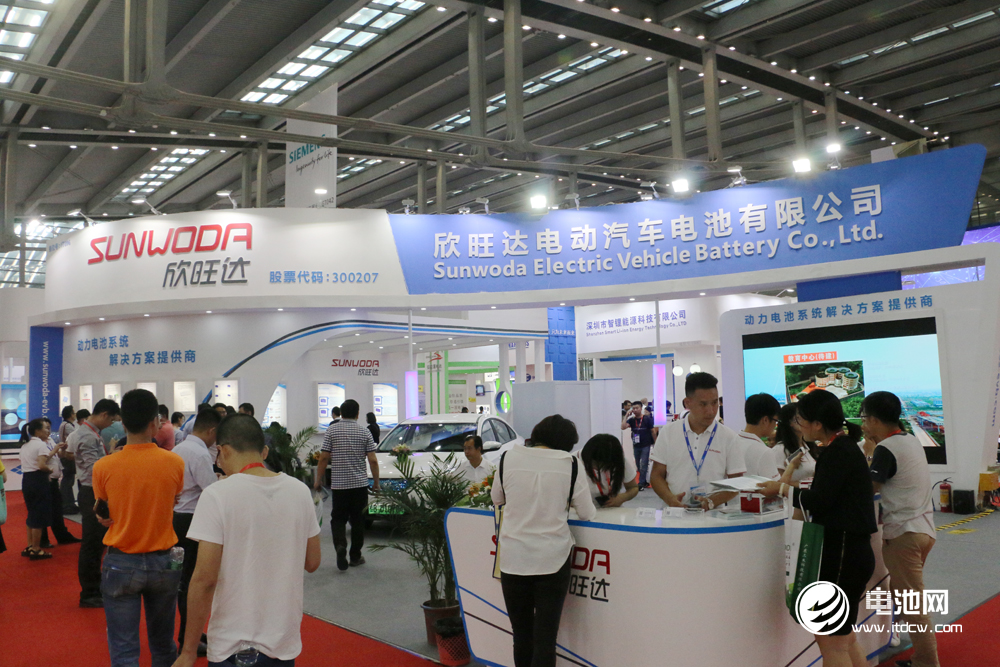 電池百人會(huì)副理事長(zhǎng)單位——欣旺達(dá)電子股份有限公司CIBF 2018 電池百人會(huì)副理事長(zhǎng)單位——欣旺達(dá)電子股份有限公司CIBF 2018