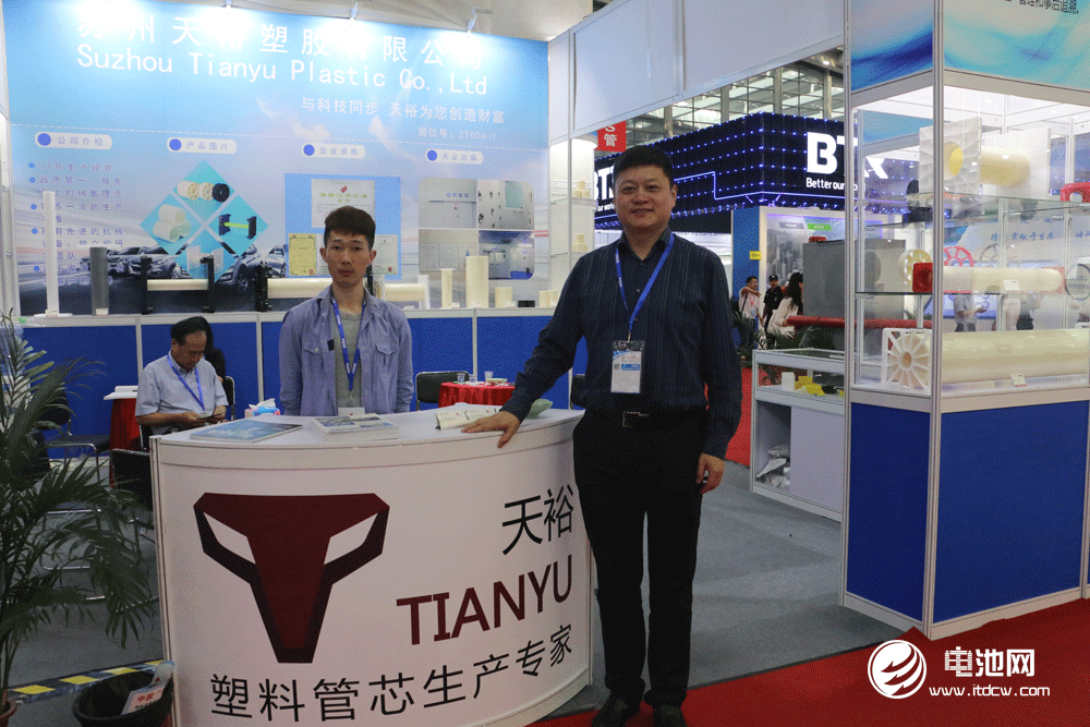 天裕塑膠總經(jīng)理錢曉人