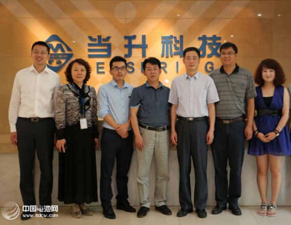 鋰電正極材料“香餑餑”引上下游覬覦 當升科技擬投資30億擴產 鋰電正極材料“香餑餑”引上下游覬覦 當升科技擬投資30億擴產