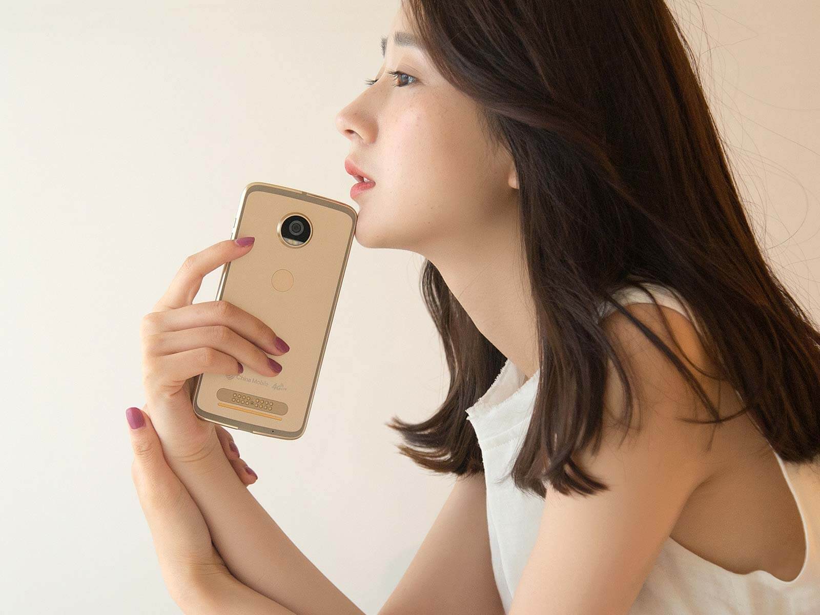 聯想、黑莓推新機再闖“紅海” 手機老將能否掀波瀾