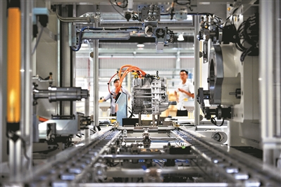 科力遠CHS佛山基地首條混合動力總成系統(tǒng)的生產線