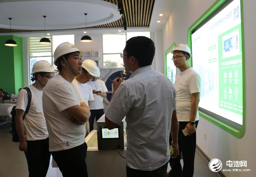 電池百人會企業(yè)家一行參觀考察青島華世潔環(huán)保科技有限公司