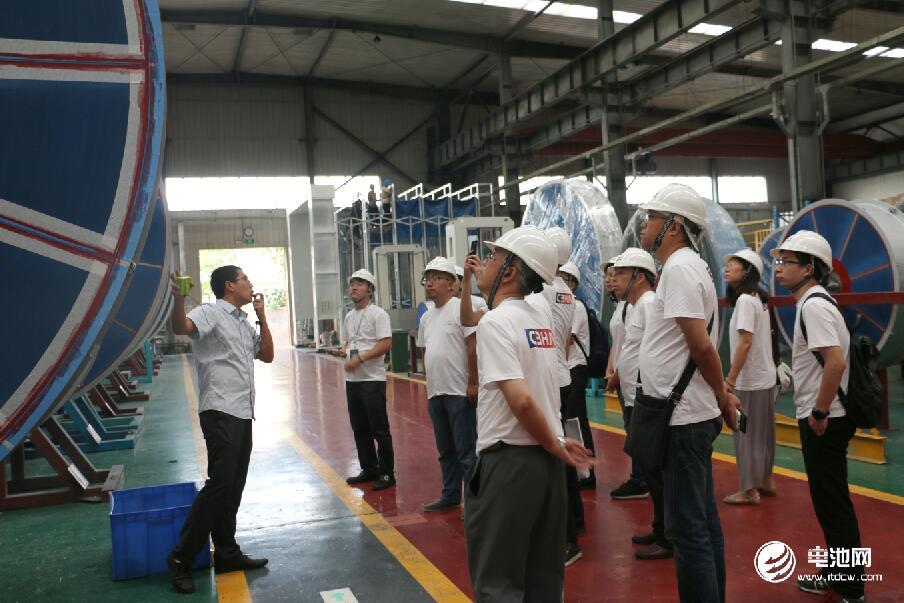電池百人會企業(yè)家一行參觀考察青島華世潔環(huán)保科技有限公司