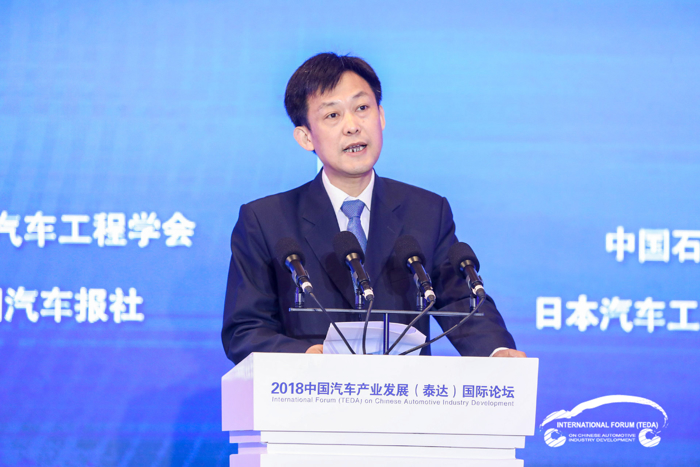 工信部瞿國春:計劃開展燃料電池汽車示范運行 工信部瞿國春:計劃開展燃料電池汽車示范運行