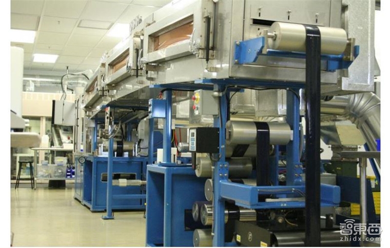 固態(tài)電池 固態(tài)電池