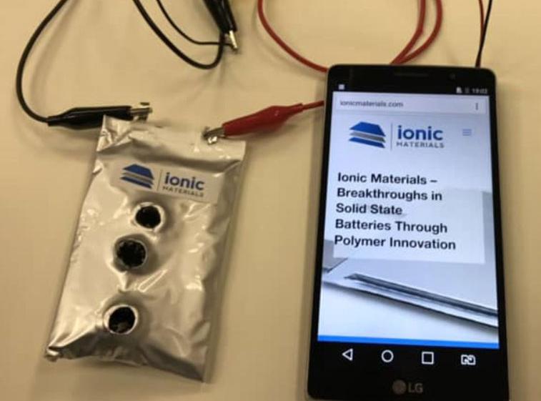 固態(tài)電池研發(fā)如火如荼 大眾能否脫穎而出? 固態(tài)電池研發(fā)如火如荼 大眾能否脫穎而出?