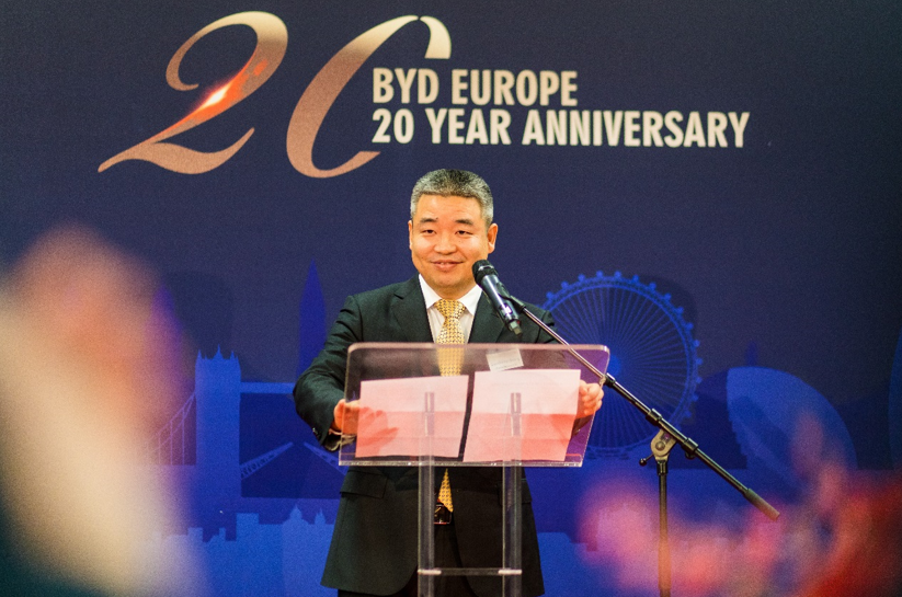 中華人民共和國駐荷蘭王國大使館經(jīng)濟商務參贊處參贊張國勝發(fā)表致辭