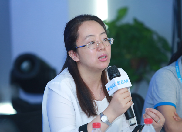 深圳市比克動力電池有限公司戰略規劃中心副總裁李丹 深圳市比克動力電池有限公司戰略規劃中心副總裁李丹