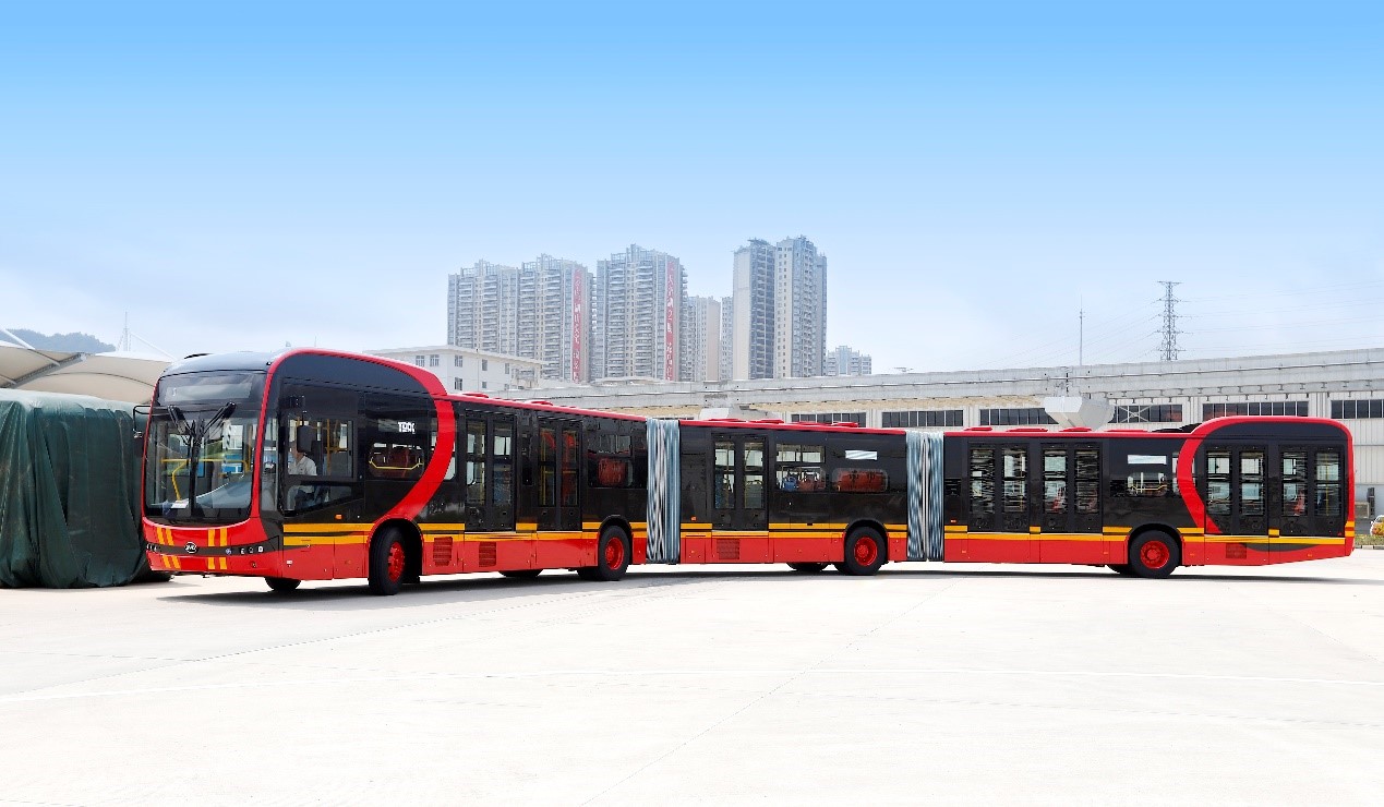 K12A長度為27米,滿載人數250人,最高時速70公里 K12A長度為27米,滿載人數250人,最高時速70公里