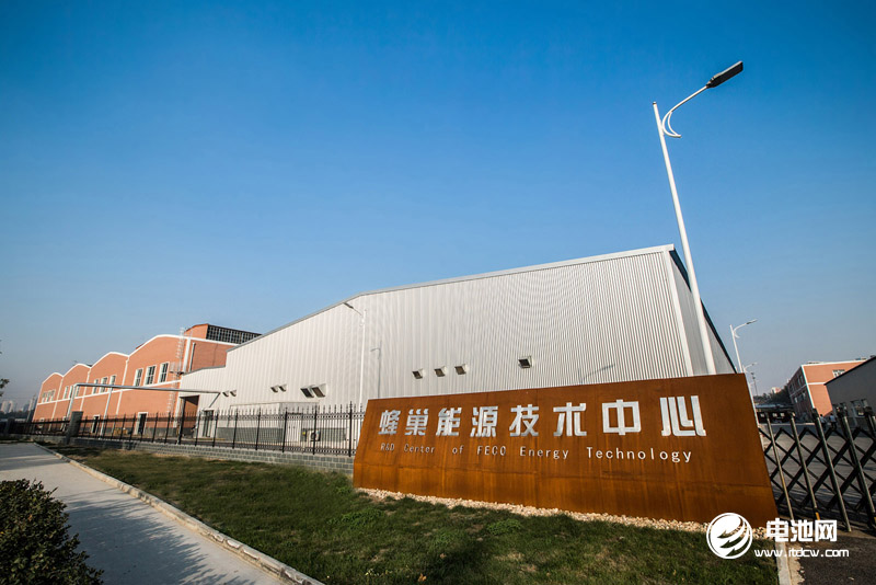 蜂巢能源開辟鋰電“疊時代”  正在開發的三期疊片效率將達0.25秒