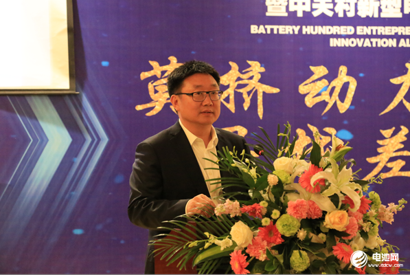 駐馬店市人民政府副市長賀振華