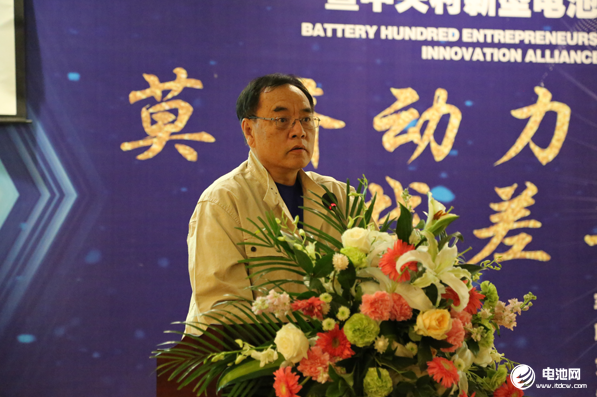 北京大學其魯教授