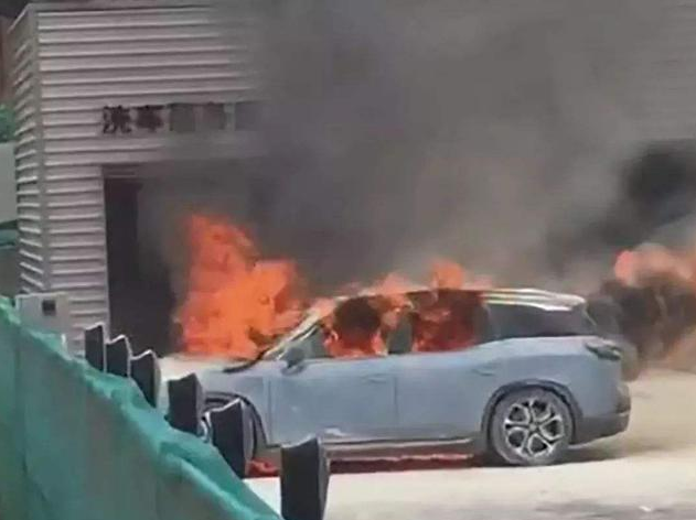 拒絕特斯拉式自燃 未來的電動車電池應該是這樣的