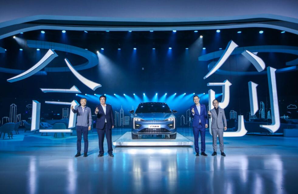 模式 產品 定位 渠道 融資：五問新勢力造車廣汽蔚來