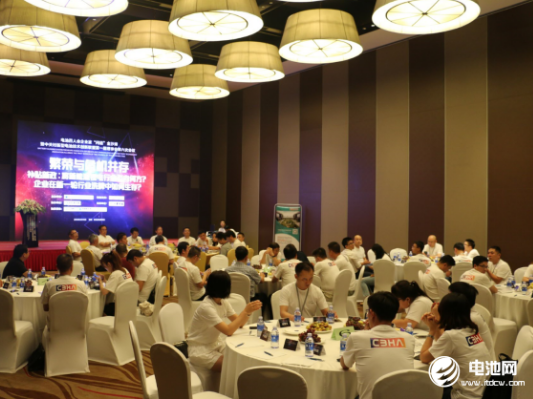 問道金沙灘 電池百人會企業家共享青山綠水盛宴