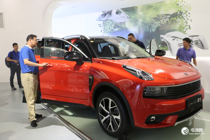 新能源汽車全產(chǎn)業(yè)鏈投資累計(jì)超2萬億 八成純電動(dòng)車?yán)m(xù)駛里程超300公里 新能源汽車全產(chǎn)業(yè)鏈投資累計(jì)超2萬億 八成純電動(dòng)車?yán)m(xù)駛里程超300公里