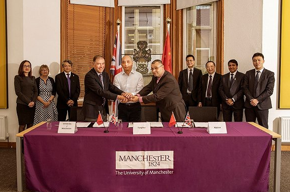 東旭光電聯手曼大打造石墨烯傳感芯片 圖片來源:東旭光電官網 東旭光電聯手曼大打造石墨烯傳感芯片 圖片來源:東旭光電官網