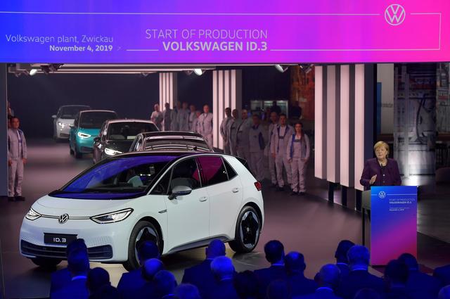大眾集團ID.3電動車舉行投產儀式 德國總理默克爾出席