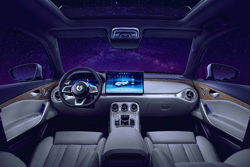 全新騰勢X耀目上市 比亞迪與戴姆勒合作開啟新篇章 全新騰勢X耀目上市 比亞迪與戴姆勒合作開啟新篇章