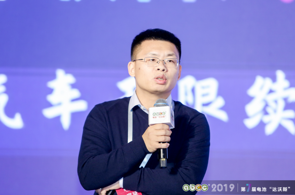 國家電網(wǎng)電動(dòng)汽車公司儲(chǔ)能云事業(yè)部總經(jīng)理王明才