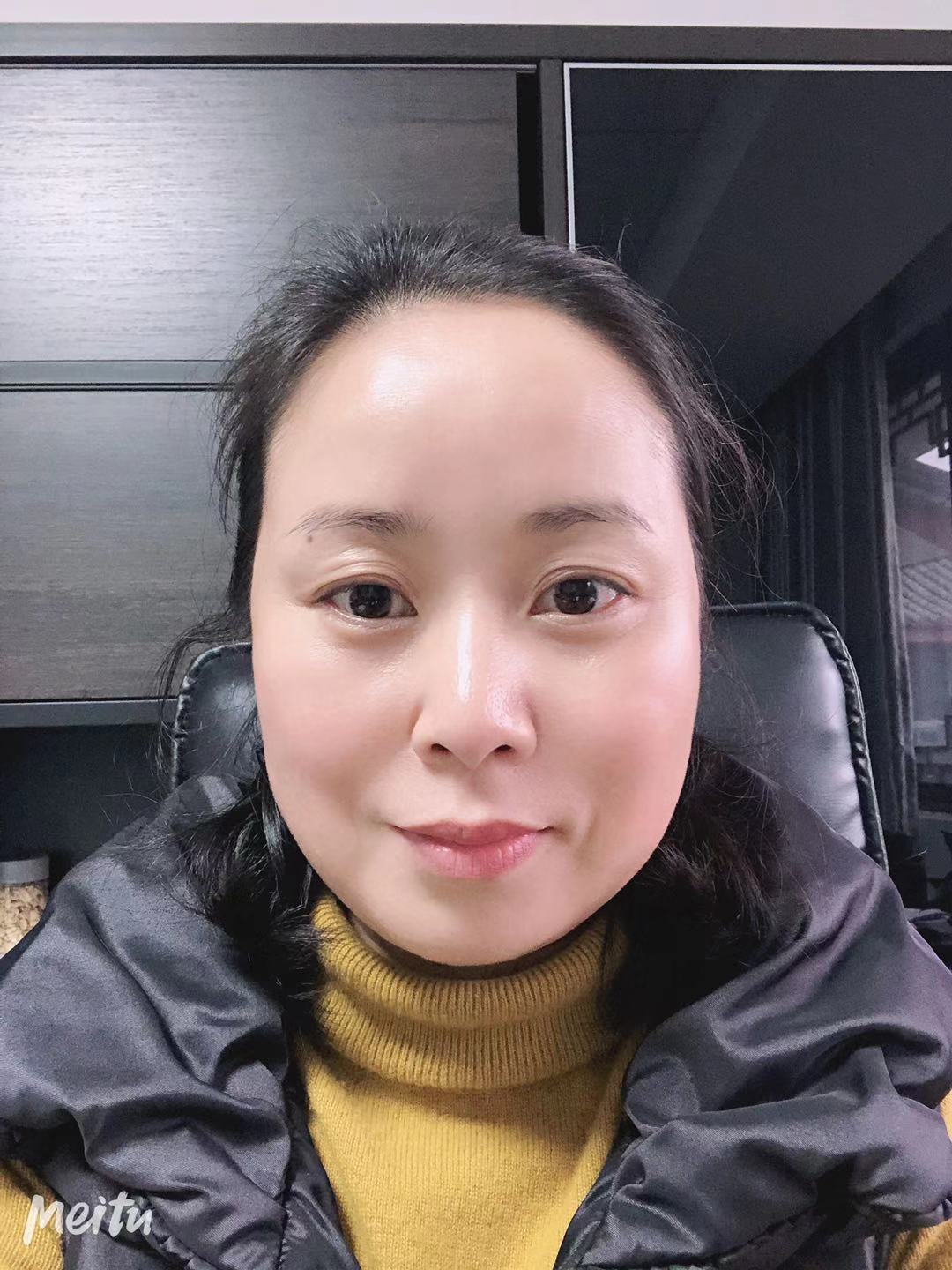 四川萬(wàn)邦勝輝新能源科技有限公司營(yíng)銷(xiāo)總監(jiān)付前玉 四川萬(wàn)邦勝輝新能源科技有限公司營(yíng)銷(xiāo)總監(jiān)付前玉