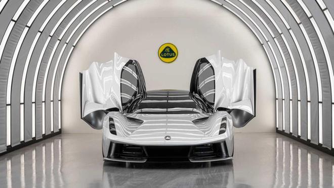 路特斯全新工廠建成 首款純電動超跑Evija夏季量產(chǎn)交付 路特斯全新工廠建成 首款純電動超跑Evija夏季量產(chǎn)交付